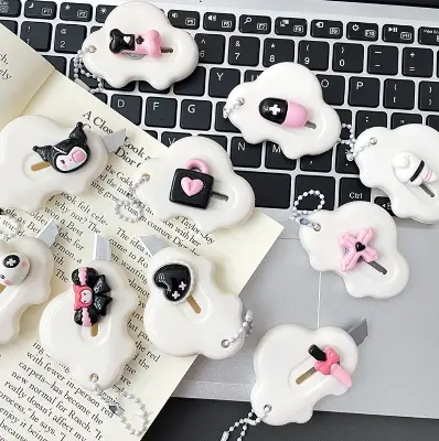 Picture of Cute Retro Black & Pink mini portable cutter
