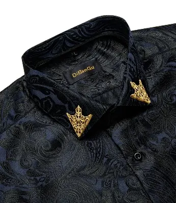 Picture of Vintage Fashion Triangle Hollowed Out Shirt Collar Pin for Men Collar Corner Badge Brooch Jewelry Accessories