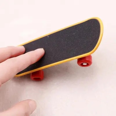 Picture of Creative Printing  plastic Finger Skate board Toy 1pc
