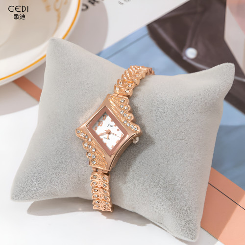 Picture of Analog Stylish Elegant Watch For Women - Rose Gold