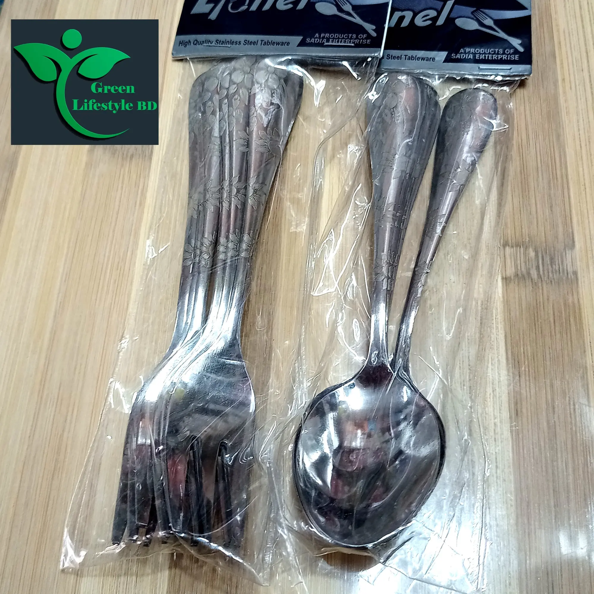 Picture of 12 Piece Flower Print Handle Stainless Steel Flatware Cutlery Set For Home Kitchen Restaurant Hotel, Kitchen Utensils Set, Mirror Polished, Dishwasher Safe - Silver 12 Pcs Set