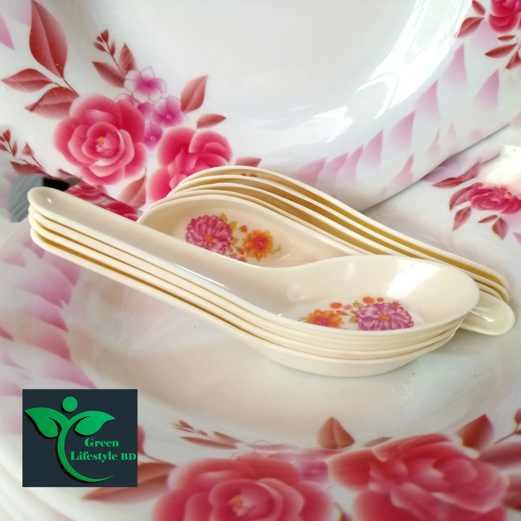 Picture of Melamine Soup Spoons, 14 cm/5.5 Inches, with Long Handle, Round Bottom Spoon, for Restaurant/Kitchen (6/12 Pcs Set)