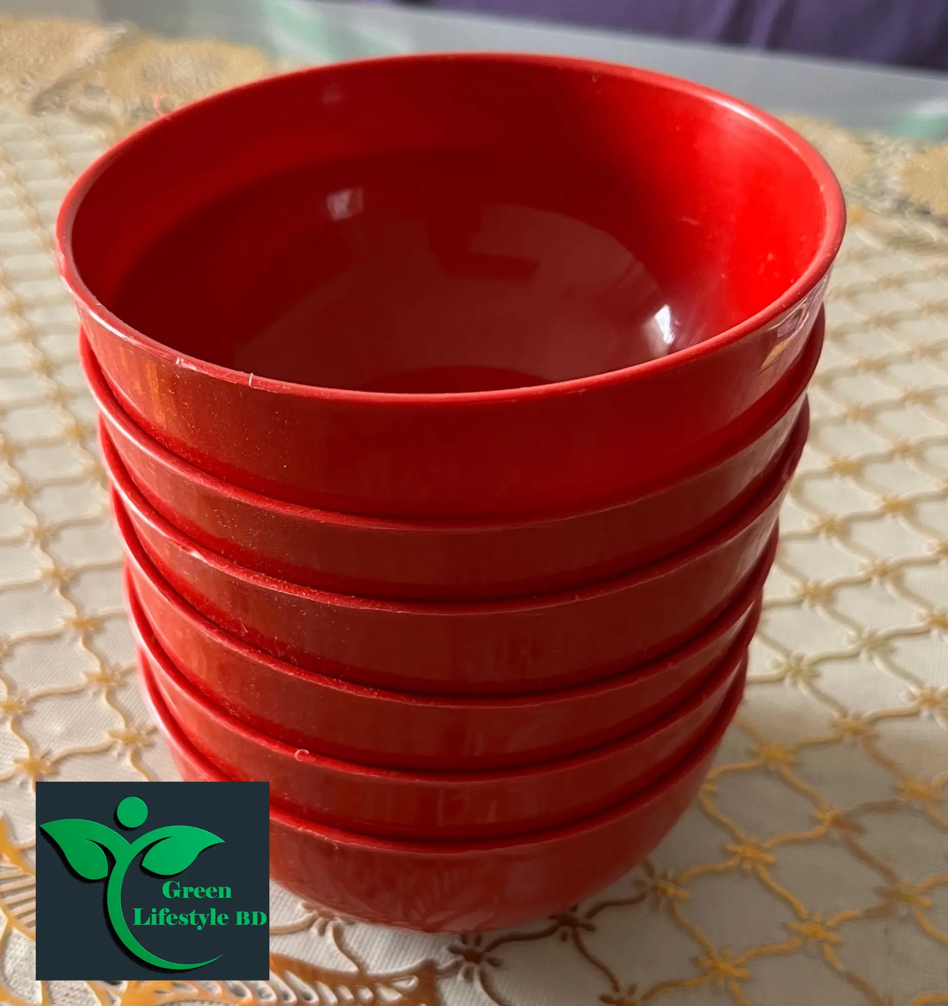 Picture of Plastic Round Soup Bowls 6pcs - 4.25 Inch - Perfect For Serving Soup, Stews, And Other Delicious Meals. - Red