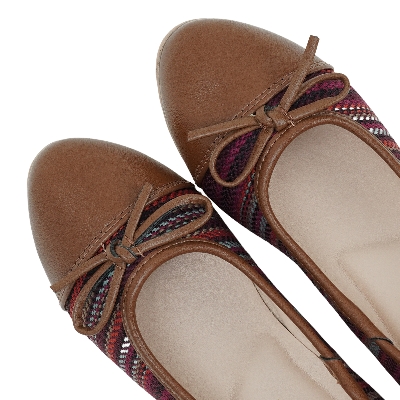 Picture of Twinkler Girl's Pump Coffee