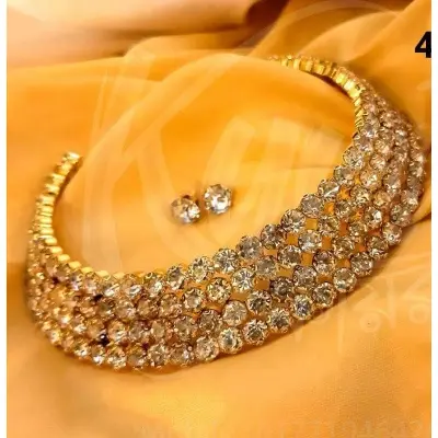Picture of Exclusive Design Necklace for girls - Gold