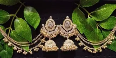 Picture of New sty Good Looking ear ring for Girls - Gold