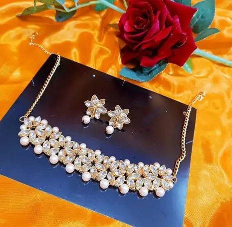 Picture of Unique Design Metal Necklace Full  Set for Women