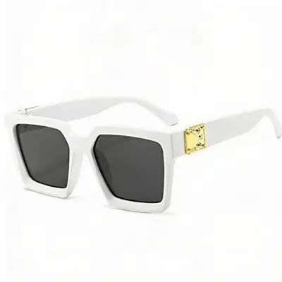 Picture of New TikTok Sunglass For Men & Women Fashionable Eye Ware Black & White