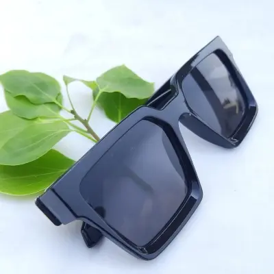 Picture of Best Qualityfull Sunglass For Men Polarized Sunglass Black Colour