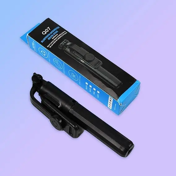 Picture of Q07 Portable Bluetooth Selfie Stick