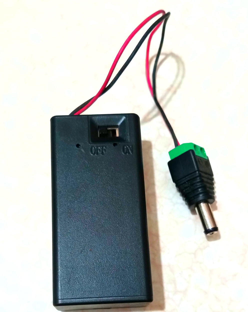 Picture of 9 volt battery Box with on/ off switch and DC male connectivity (Black)