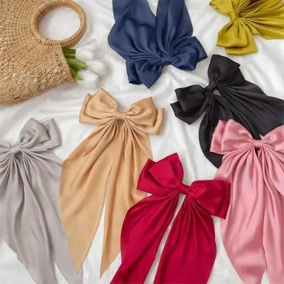 Picture of Stylish Bow Lais Hair Clip for women and girls