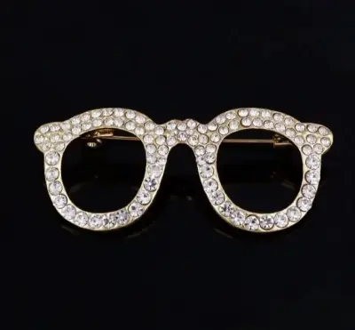 Picture of Crystal Sunglass brooch for women Gold