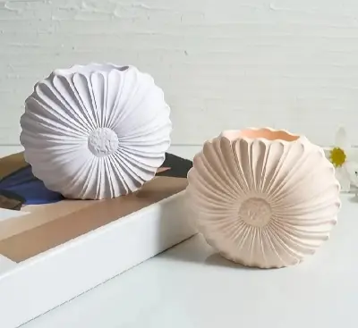 Picture of 01 pcs colourful gypsum Sunflower vase for home decore White
