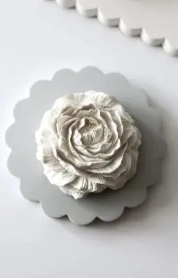 Picture of 01 pcs Colourful Gypsum flower for home decor White