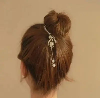 Picture of Colourful Rinestone hair clips for women & girls _ 003 Gold