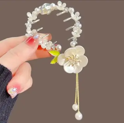 Picture of Colourful Rinestone hair clips for women & girls _ 007 Gold
