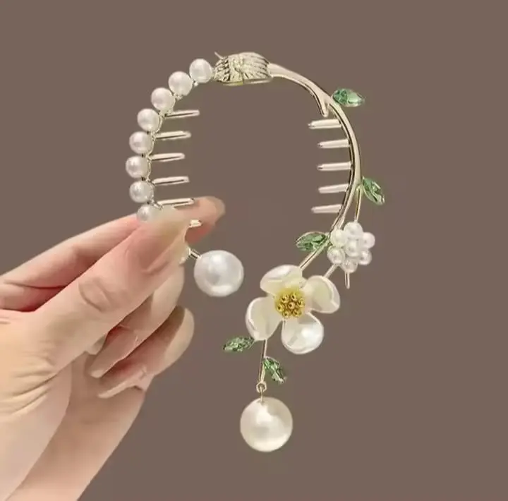 Picture of Colourful Rinestone hair clips for women & girls _ 007 Gold