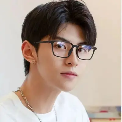 Picture of Titanium alloy high-end frames presbyopic glasses men's HD anti-blue ray radiation presbyopic glasses ultra-light comfortable middle-aged and elderly presbyopic glasses (One Size,Blue)