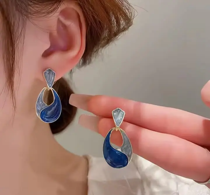 Picture of Multi Double Colour Ear ring for Women Gold