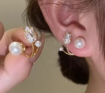 Picture of Rose Pearl  Ear ring for Women Gold