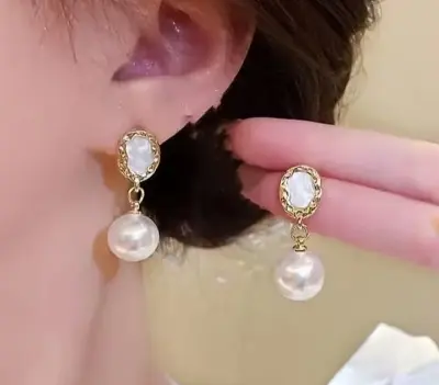 Picture of Pearl Pandent Earrings for Women Gold
