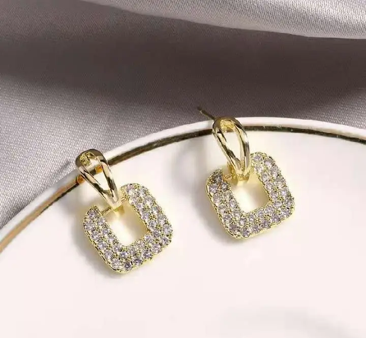 Picture of Luxury Crystal Full Zircon Earrings for Women  Gold