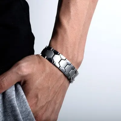 Picture of Double Magnetic Bracelets Complete Ss - Discover The Benefits Of Double Magnetic Bracelets, Designed For A Stylish Look With Ss Accents
