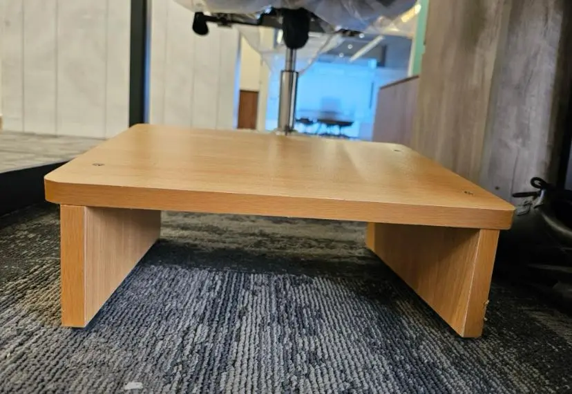 Picture of Foot Rest for Work Station