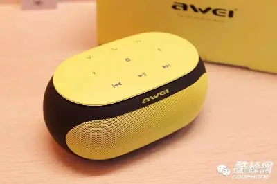 Picture of Awei Y200 HiFi Bluetooth Speaker -Yellow