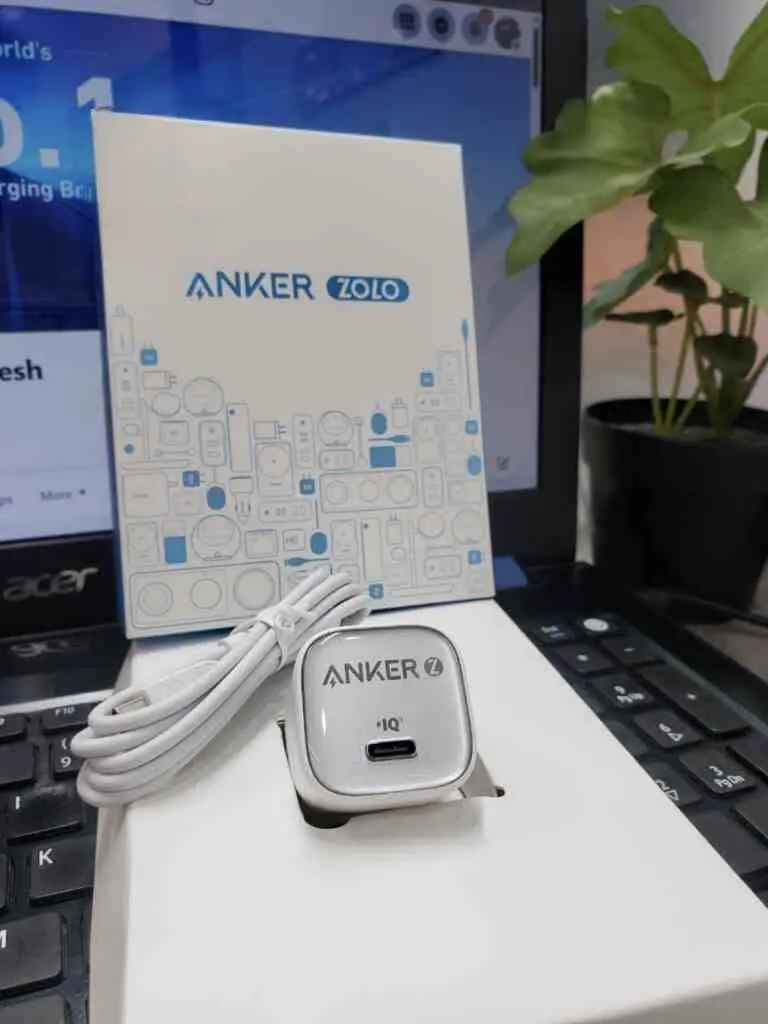 Picture of Anker Zolo 30W PD+IQ Charger Combo -White