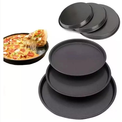 Picture of 3 Piece Pizza Pan Set - Black -Black