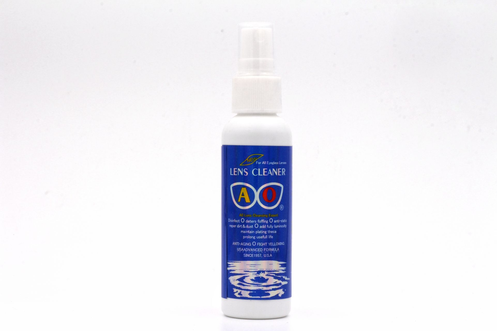 Picture of AO Eyeware Lens Cleaner Blue
