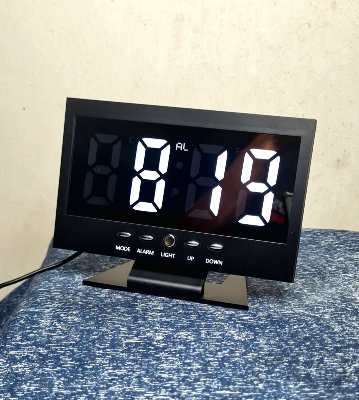 Picture of LED Mirror Desktop Clock Digital Talbe Clock DS-8082L Gaosiio LCD White