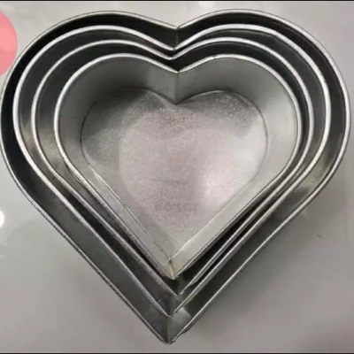 Picture of Cake mold 4pis set/Aluminium heart shape cake mold -Silver