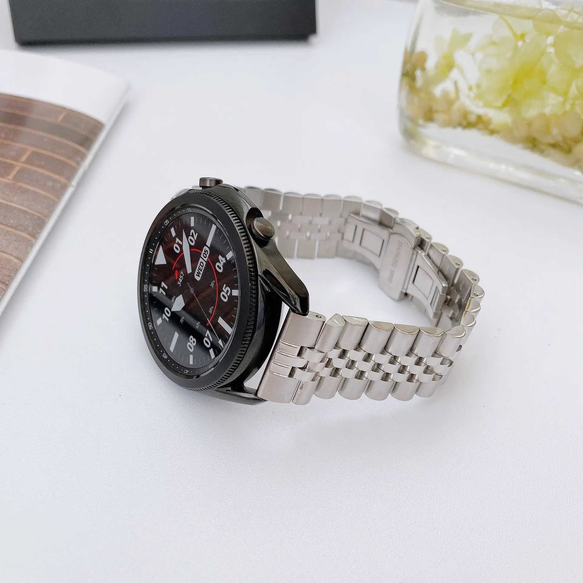 Picture of 20mm Stainless Steel Five Bead Watch Strap Premium Metal Bracelet for Smartwatches With Butterfly Buckle Jubilee Style (Silver,Not Specified)