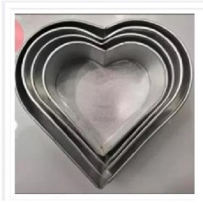 Picture of Cake mold Heart 4 pieces set Aluminium 6",7",8",9" Inches -Silver