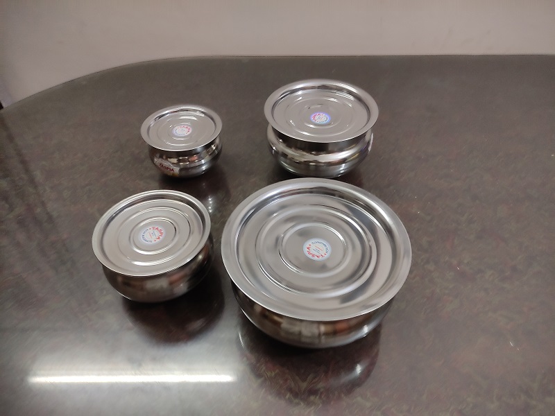Picture of 4 Pieces Hari Set  Hari / Patil / Deski With Lid - SS Hari with Lid -Silver