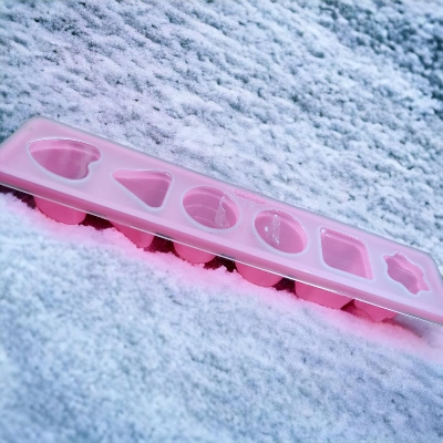 Picture of Ice Cube Maker Tray 6 Grid Random Design BP Ice Box For Freezing -Multicolor