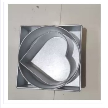 Picture of Aluminium Square 8" / Heart 5" / Round Shape 7" Cake Mold/ Pudding Mold Full Set -Silver