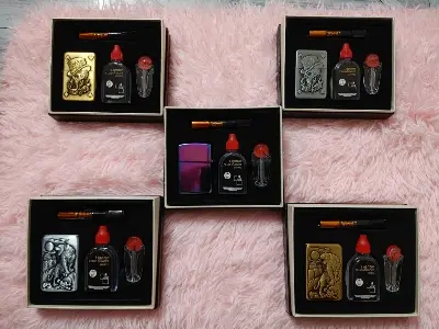 Picture of NEW Zippo Lighter Classic Fashionable - Full Set