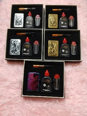 Picture of NEW Zippo Lighter Classic Fashionable - Full Set