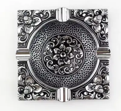 Picture of Zorro Exquisite Portable Ashtray, Alloy Retro Pattern Ashtray European Classic Craft Cigarette Holder Men Cigarette and lighter accessories