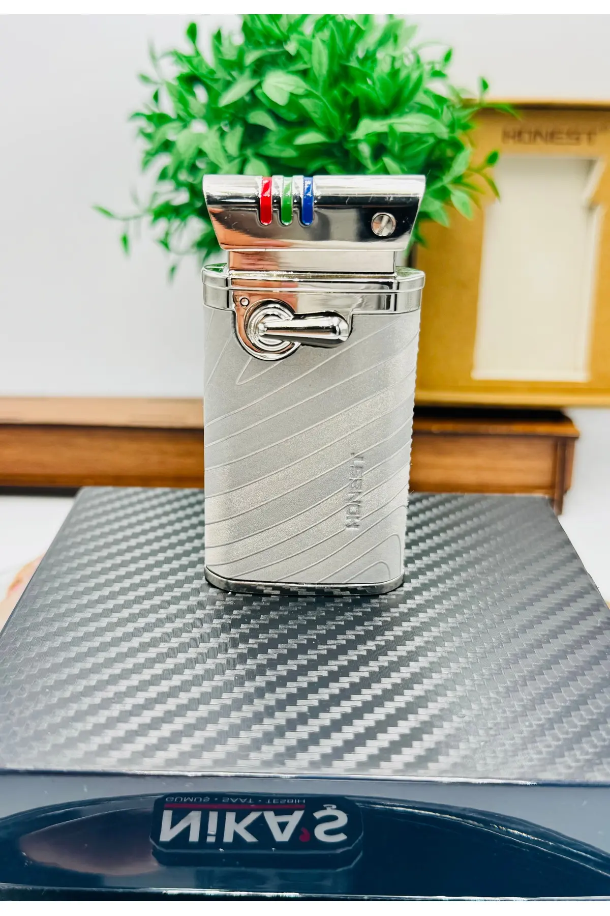 Picture of Honest Leather Finish Roker Arm Oil Lighter