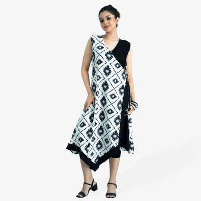 Picture of VANESSA Soft Viscose Long Black and White Dress For Woman