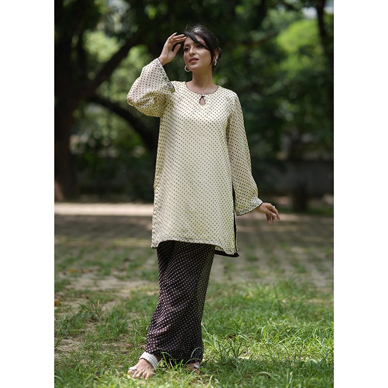 Picture of FANA Printed Georgette 2 piece Salwar Kameez for Women  Off White