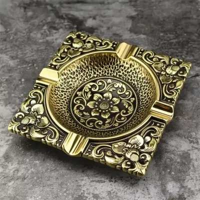 Picture of Zorro Exquisite Portable Ashtray, Alloy Retro Pattern Ashtray European Classic Craft Cigarette Holder Men Cigarette and lighter accessories