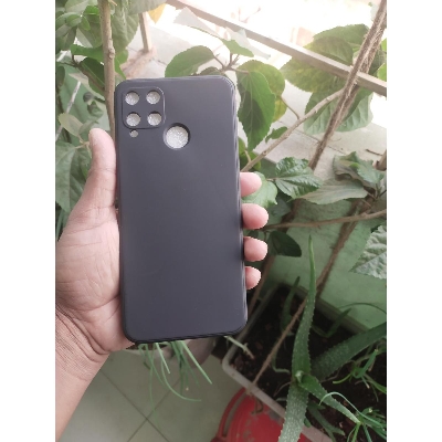Picture of selicon back cover for realme c15