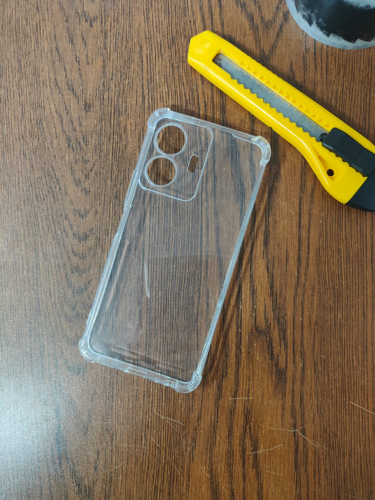 Picture of transparent back cover for vivo Y77 5G
