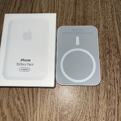Picture of Fast Charging MagSafe Charger 15W Wireless Magnetic Mini Battery Pack Power Bank for iPhone X /11/ 12 /13 / 14/ 15 /16 Apple Magsafe
